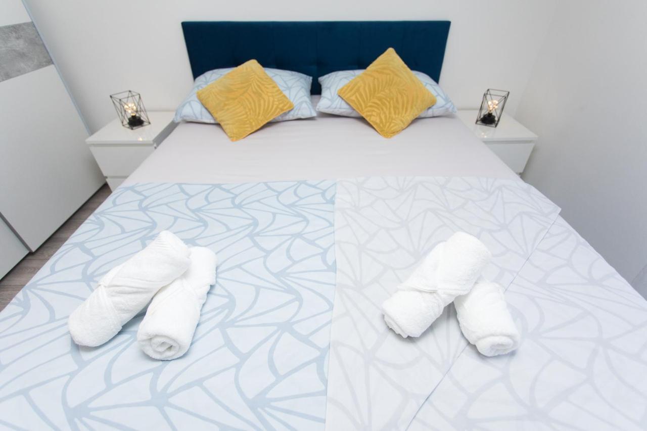 Apartment Gold Podstrana Luaran gambar