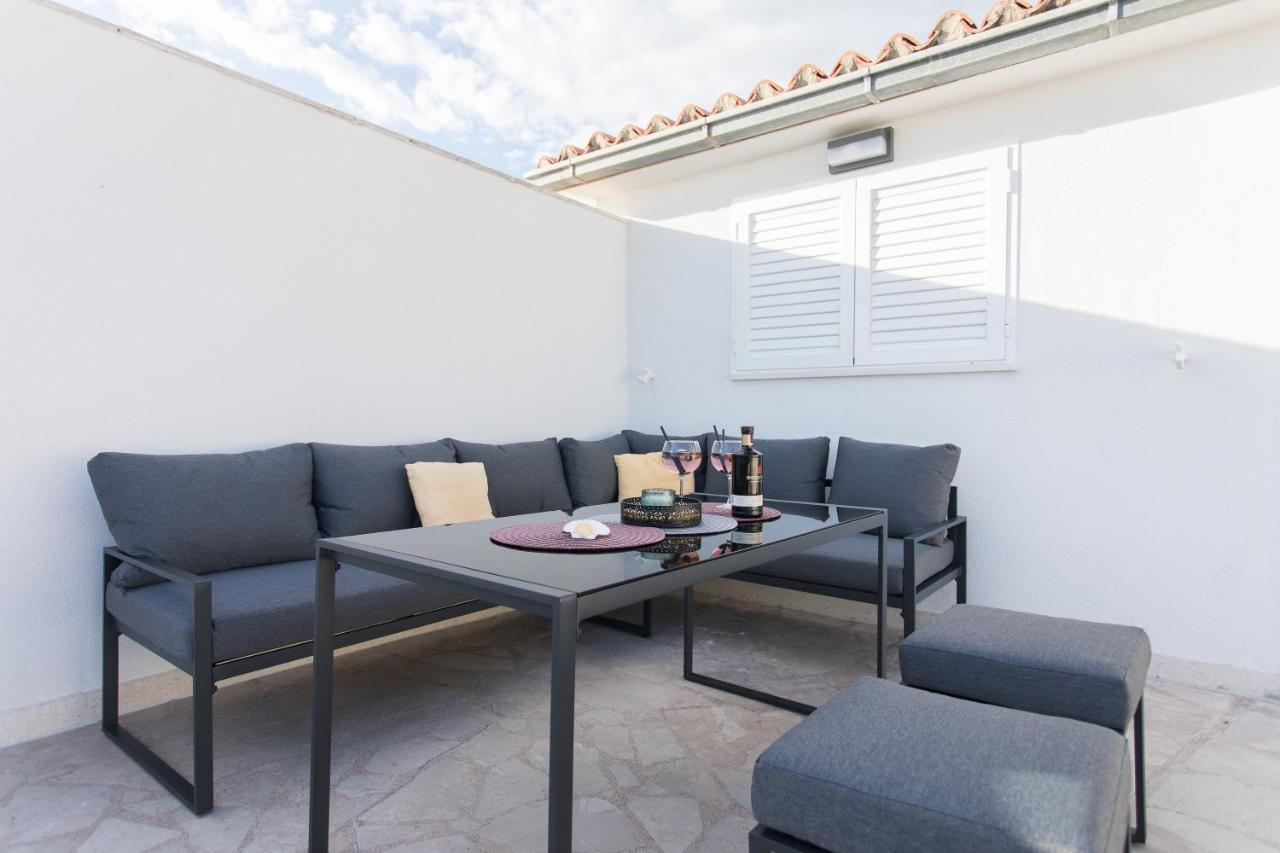 Apartment Gold Podstrana Luaran gambar