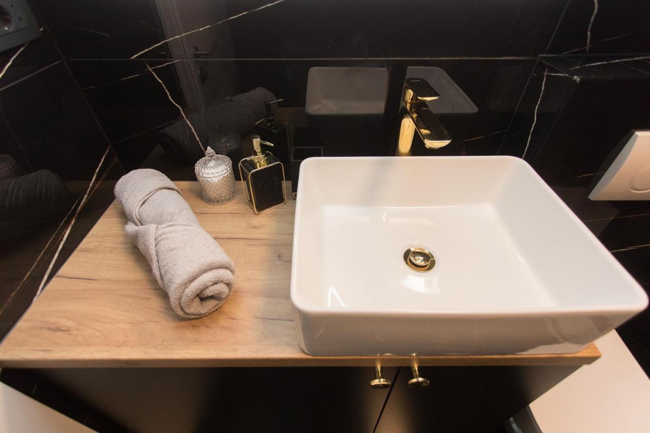 Apartment Gold Podstrana Luaran gambar