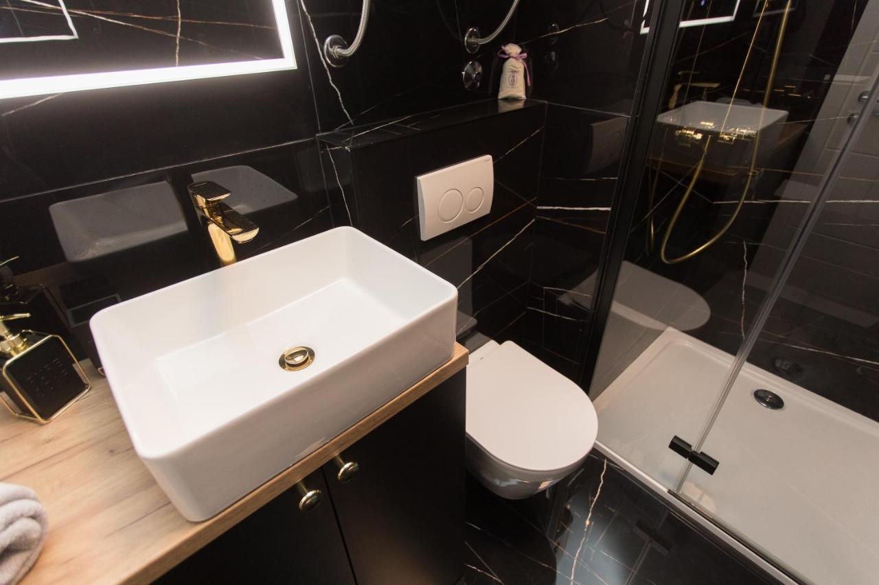 Apartment Gold Podstrana Luaran gambar